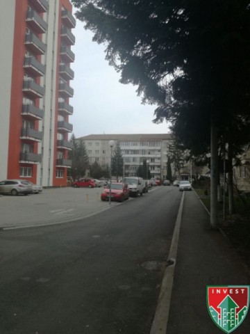 spatiu-comercial-de-tip-apartament-2-camere-in-sibiu-zona-cedonia-1